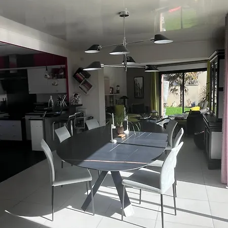 Pause Tranquille - D'hotes Bed and Breakfast 3*